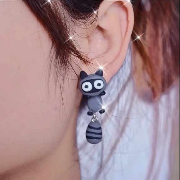 Clay Raccoon Earrings - Picture 6 of 6